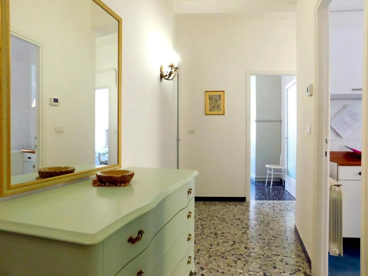 Apartment Trilocale Vicino Alla Stazione, Levanto Italy