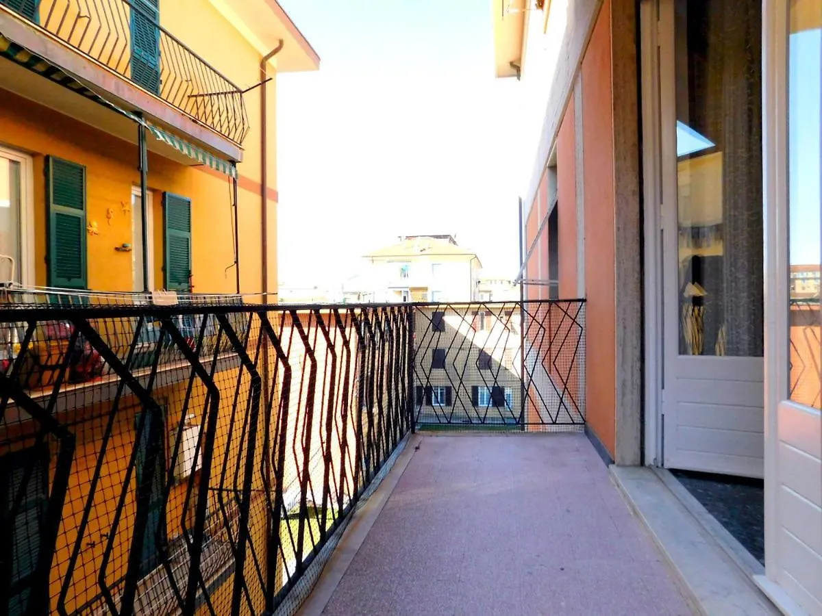 Trilocale Vicino Alla Stazione, Levanto Italy